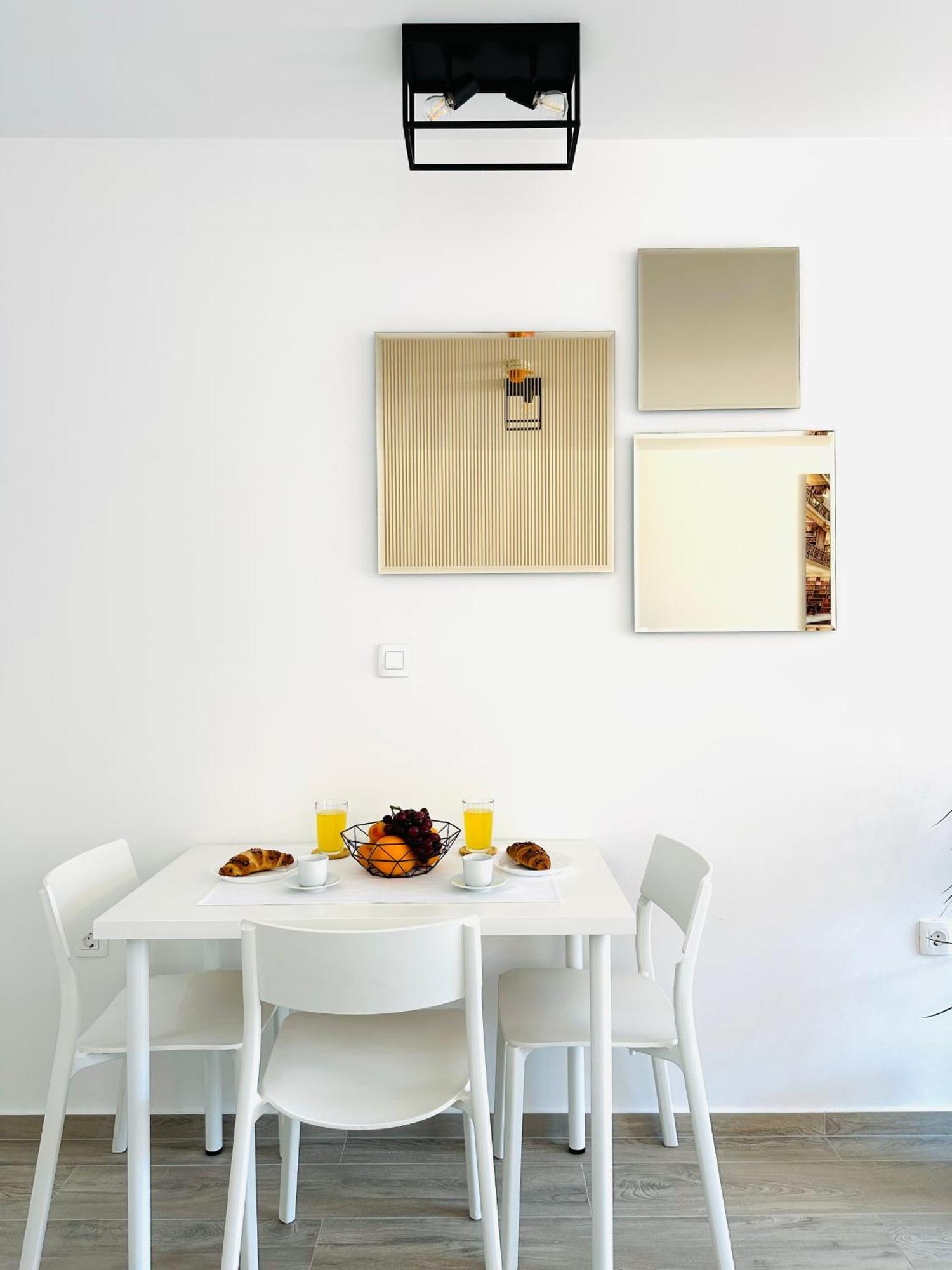 Apartment The Urbanite